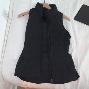 Lululemon another mile vest size 4